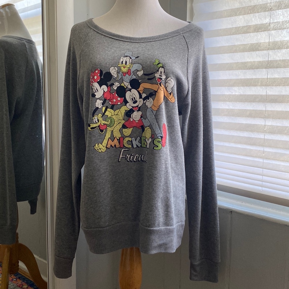Disney pullover